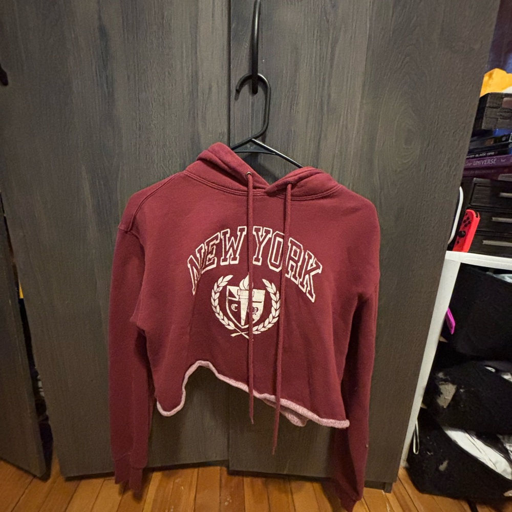 New York Maroon Cropped Hoodie